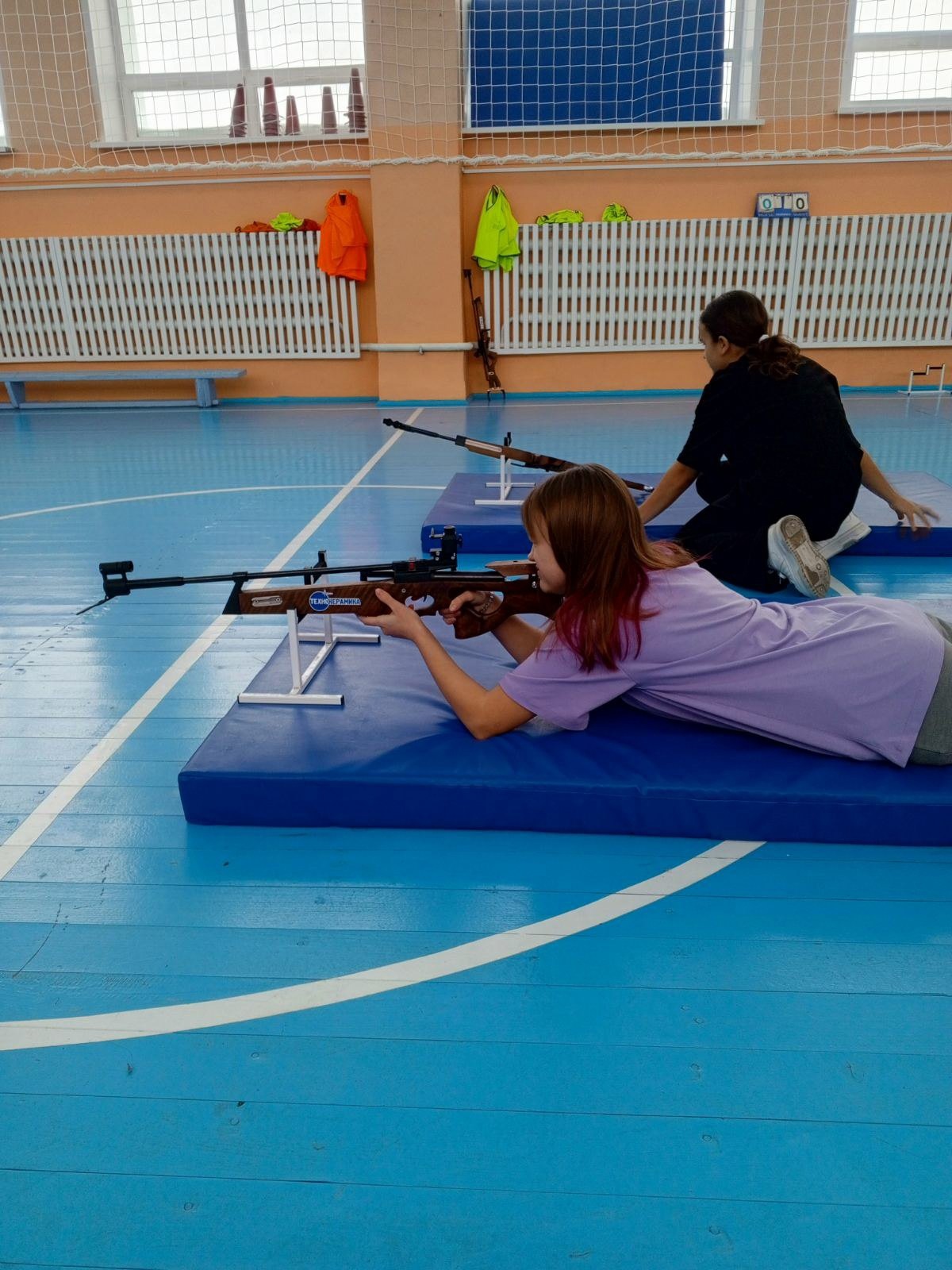 Первенство школы по стрельбе из пневматической винтовки..